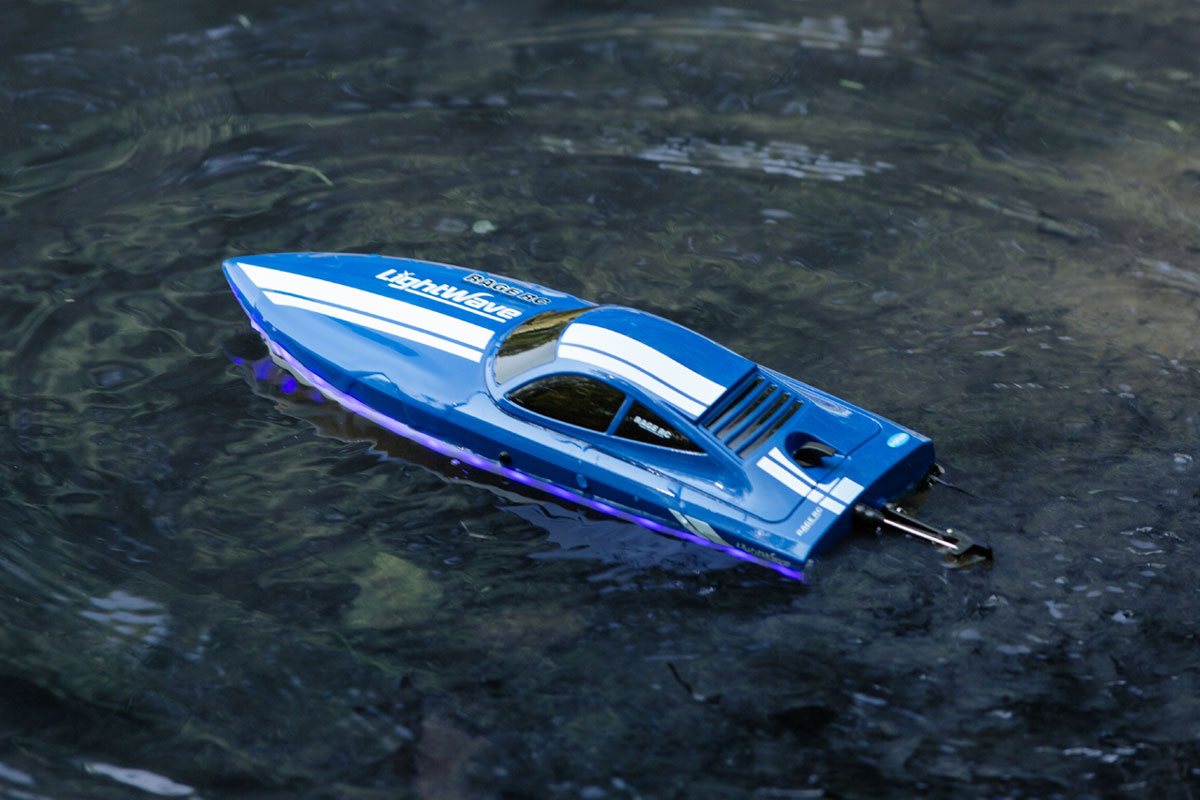 B1132 - LightWave Electric Micro RTR Boat; Blue